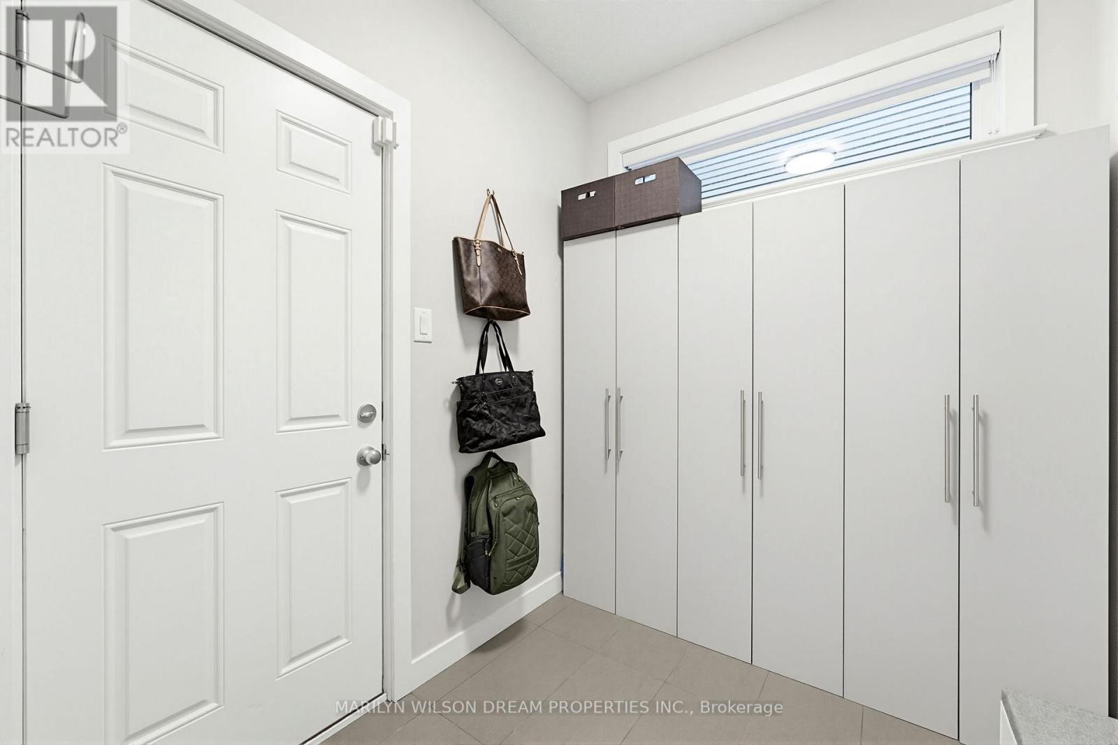 304 ANDALUSIAN CRESCENT - 33