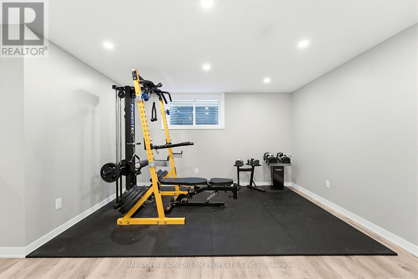304 ANDALUSIAN CRESCENT - 36