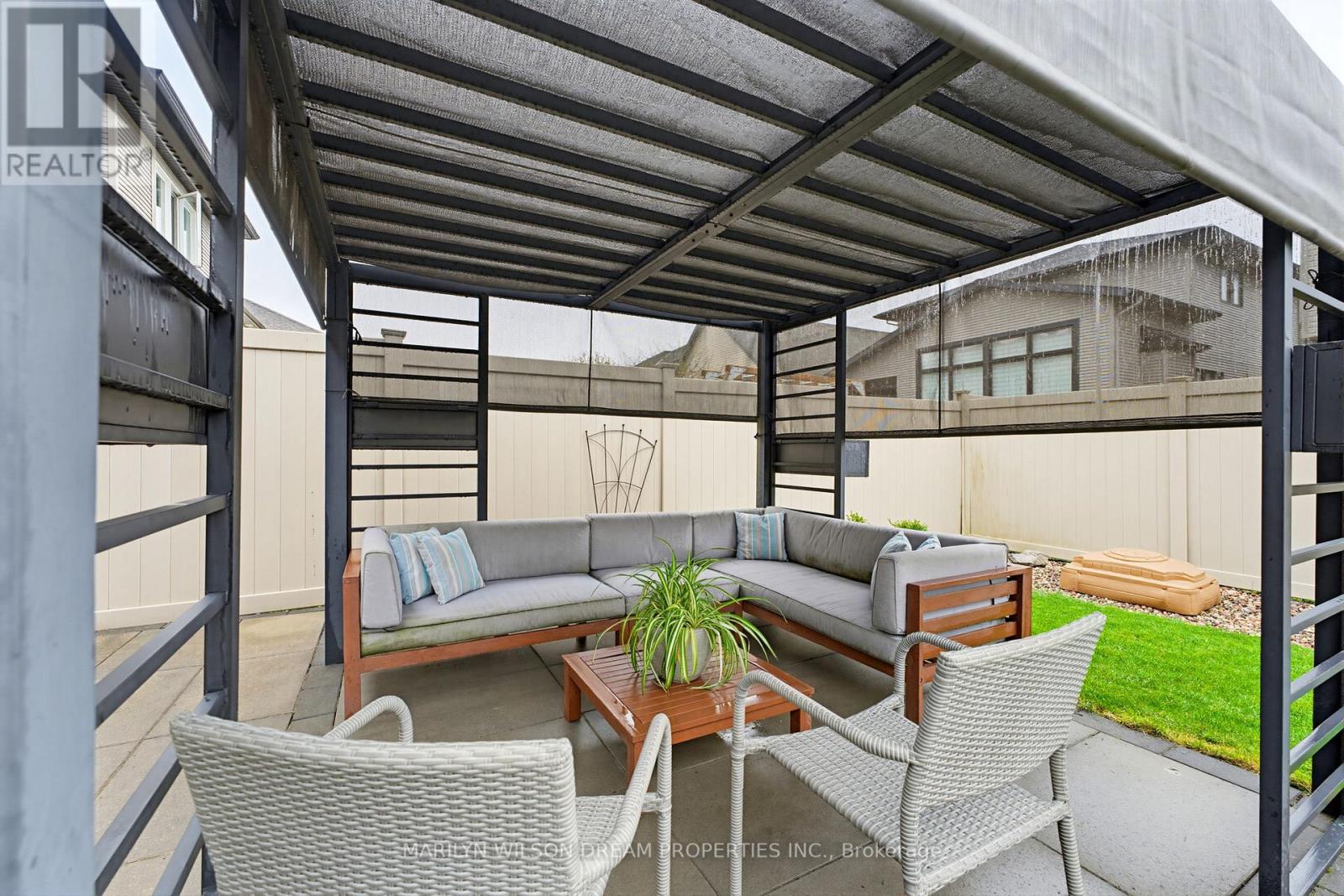 304 ANDALUSIAN CRESCENT - 41
