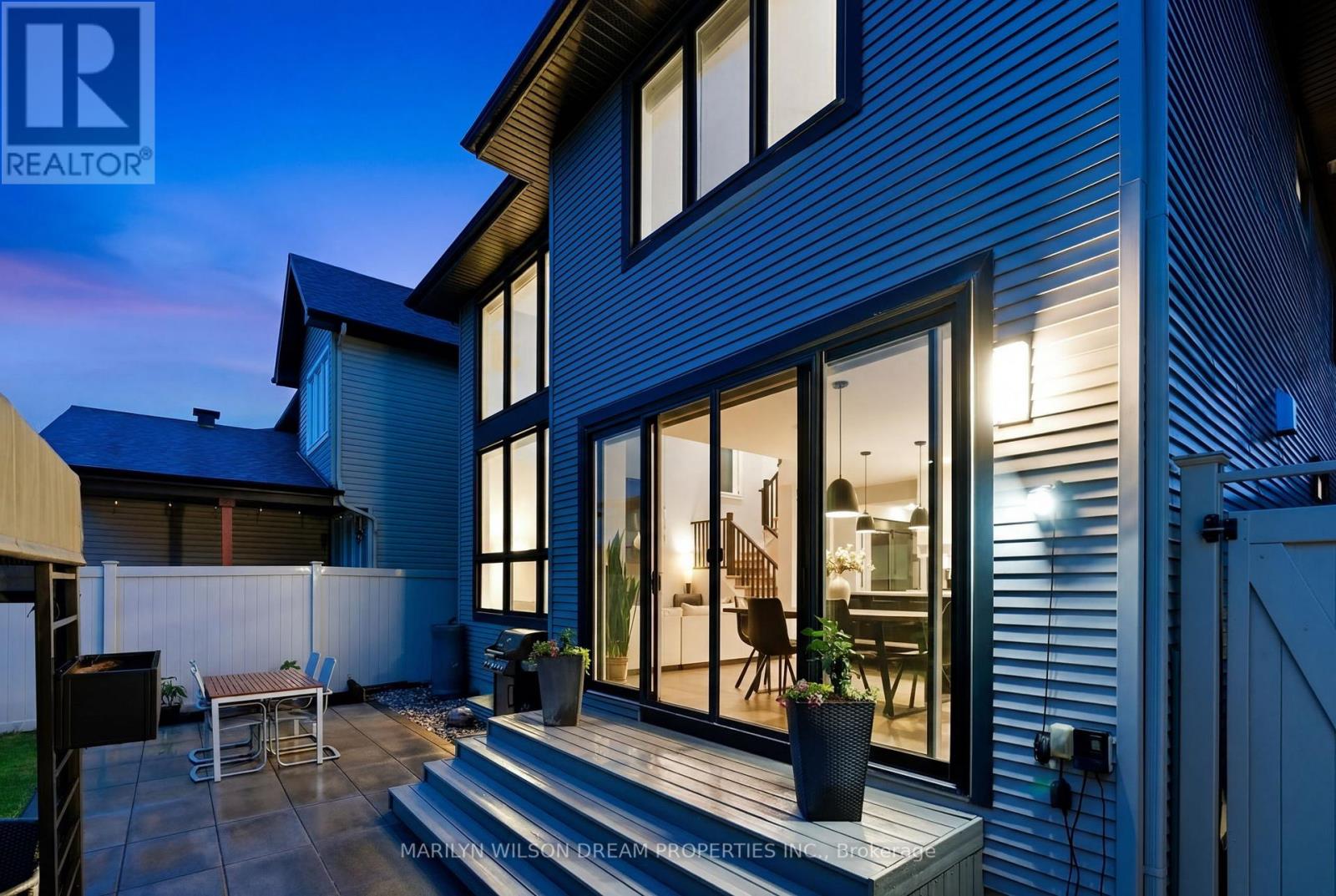 304 ANDALUSIAN CRESCENT - 37