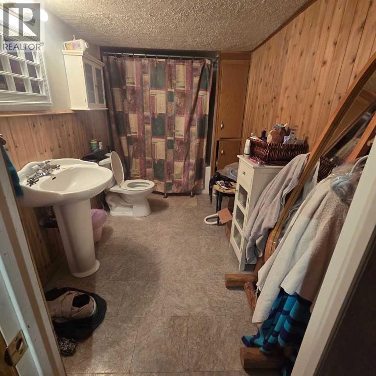 6710 17 Avenue - 13