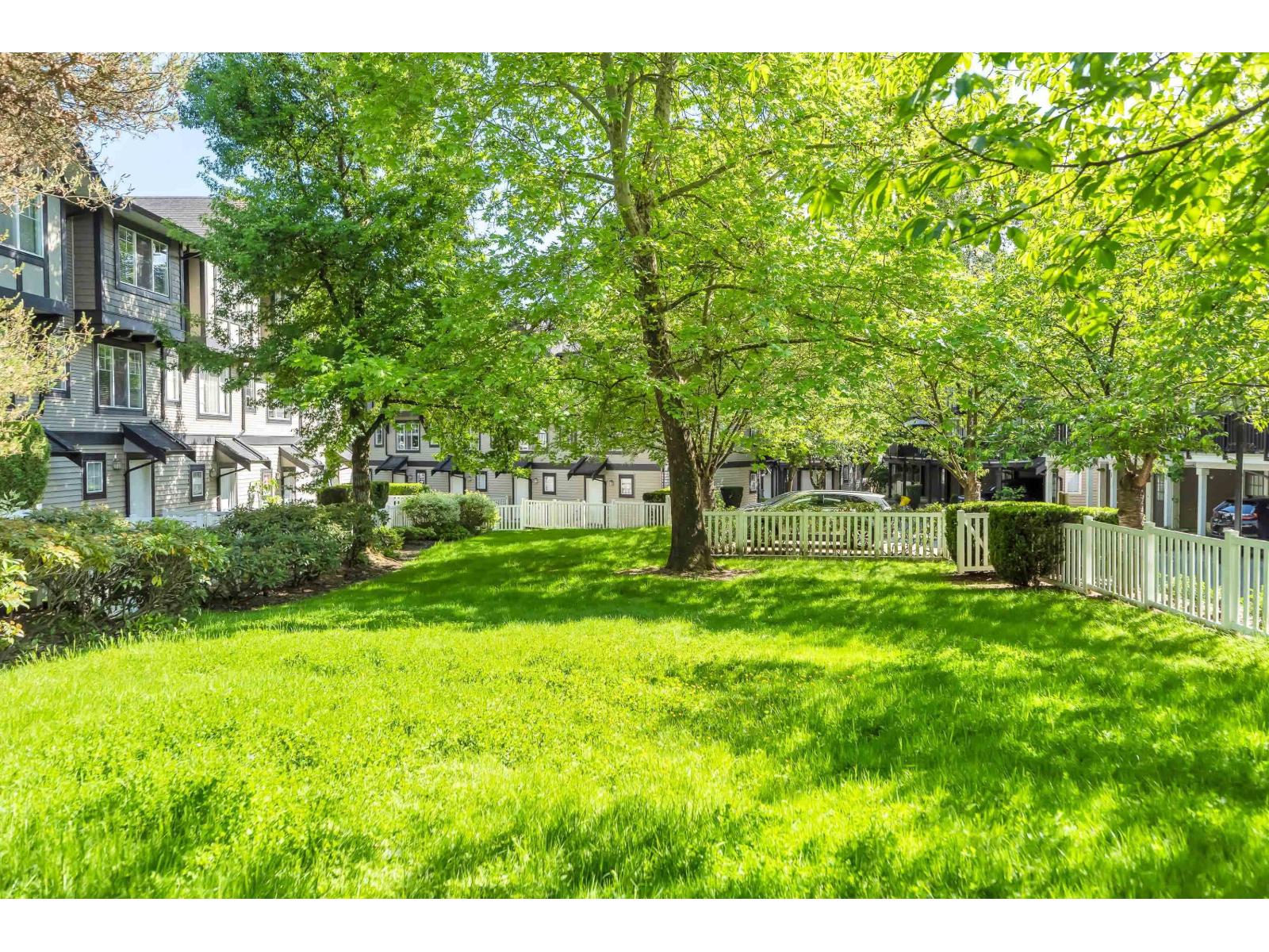 30 20176 68 AVENUE, Langley