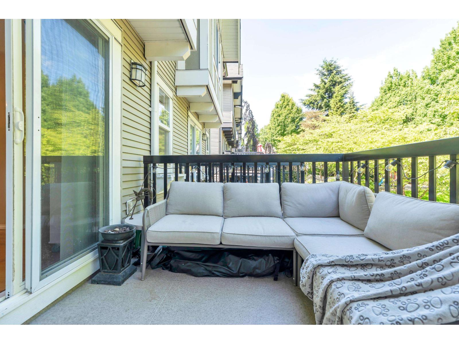 30 20176 68 AVENUE, Langley