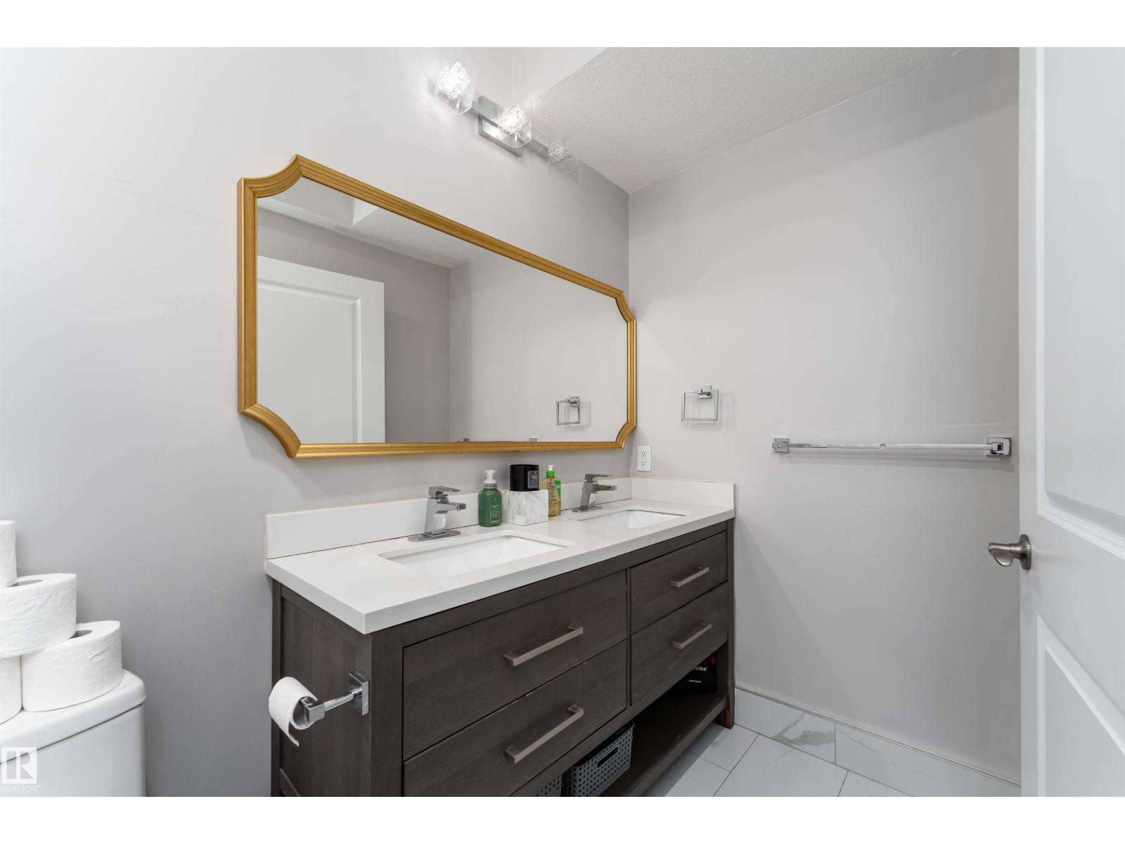 5788 175B AV NW - 44