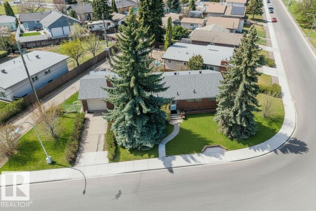 9732 64 ST NW - 44