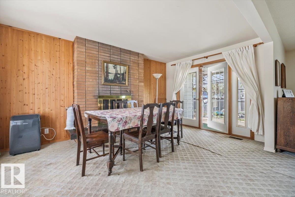 9732 64 ST NW - 11
