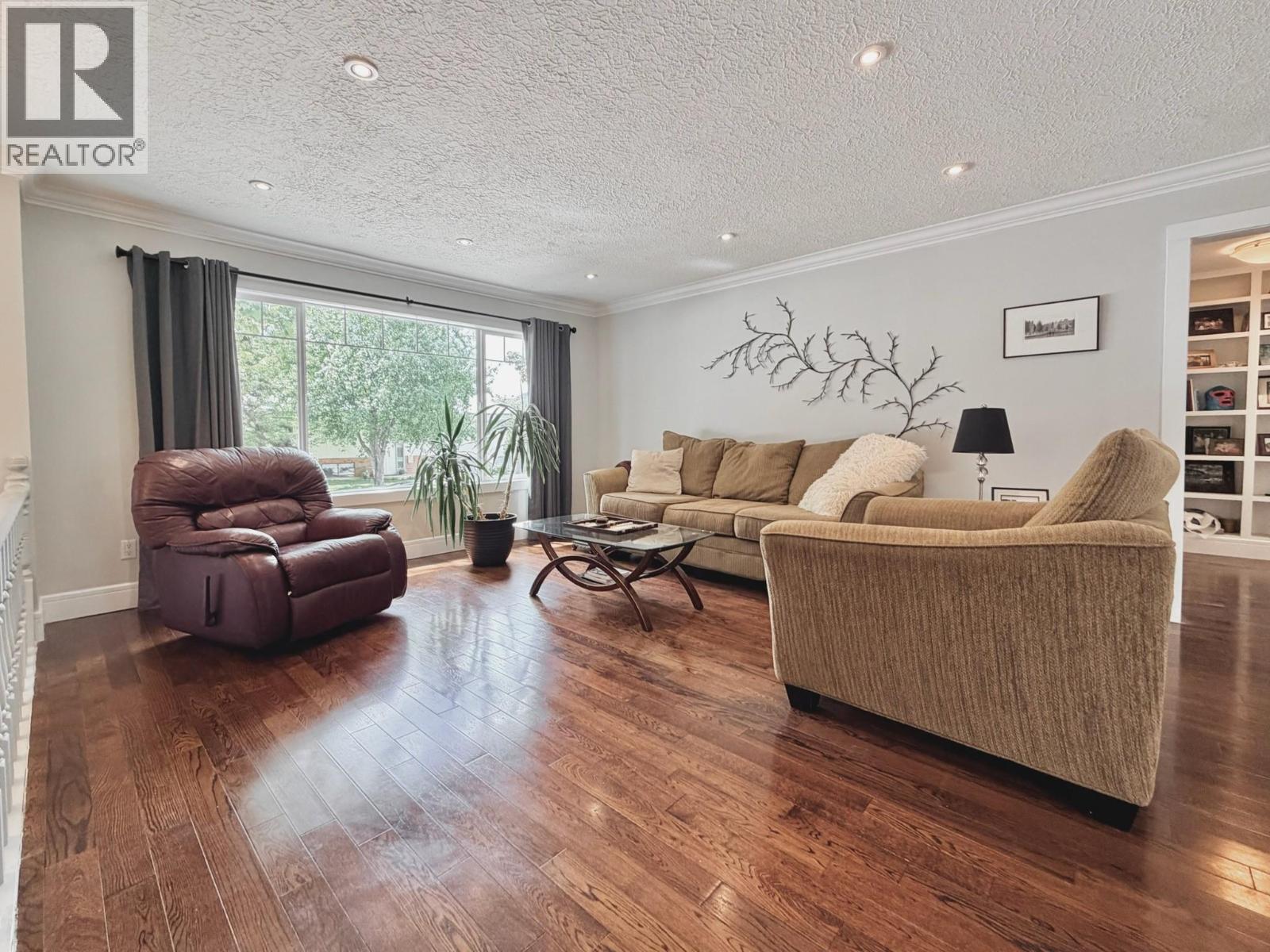 1347 NAISH Drive - 5