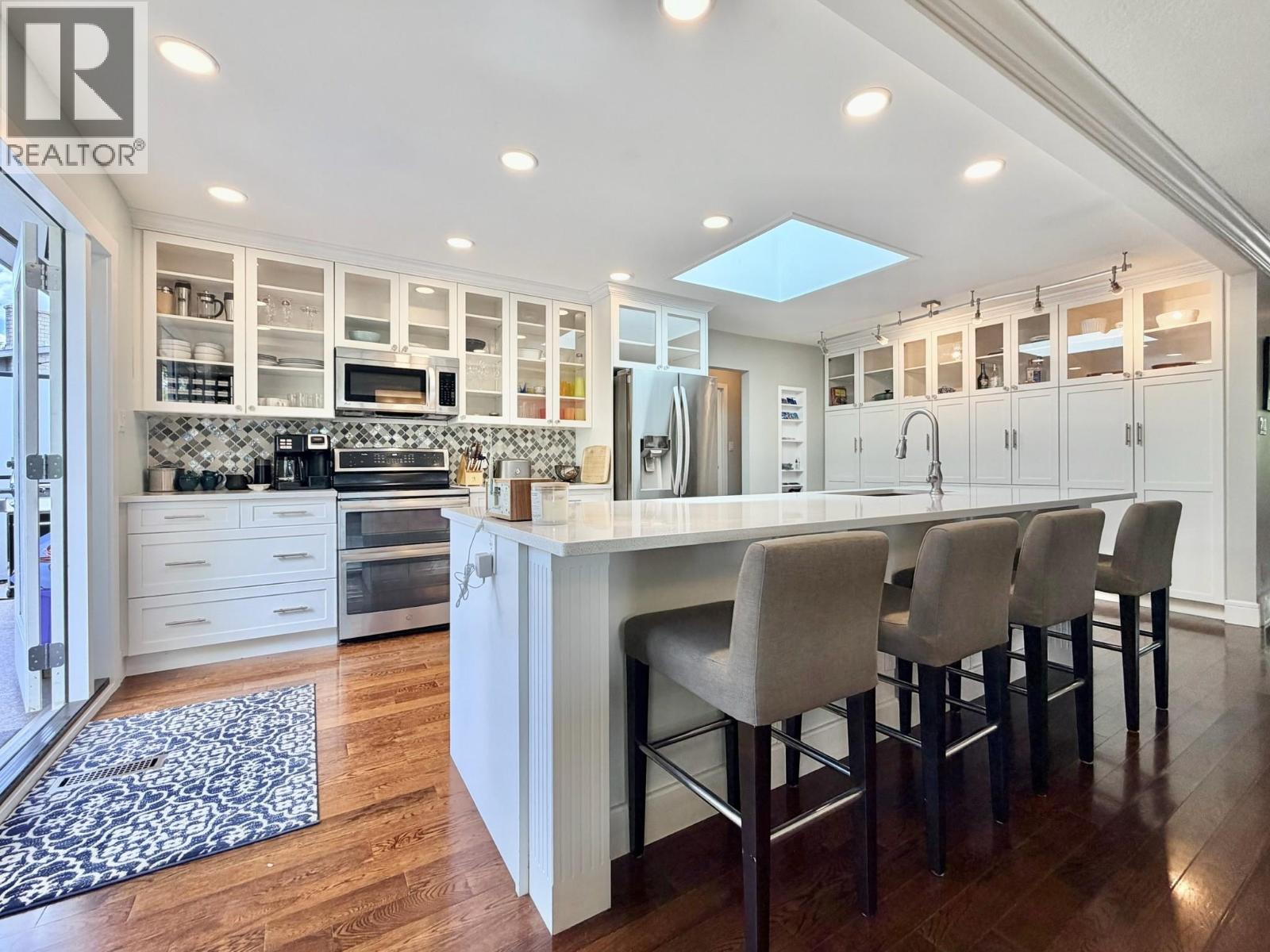 1347 NAISH Drive, Penticton