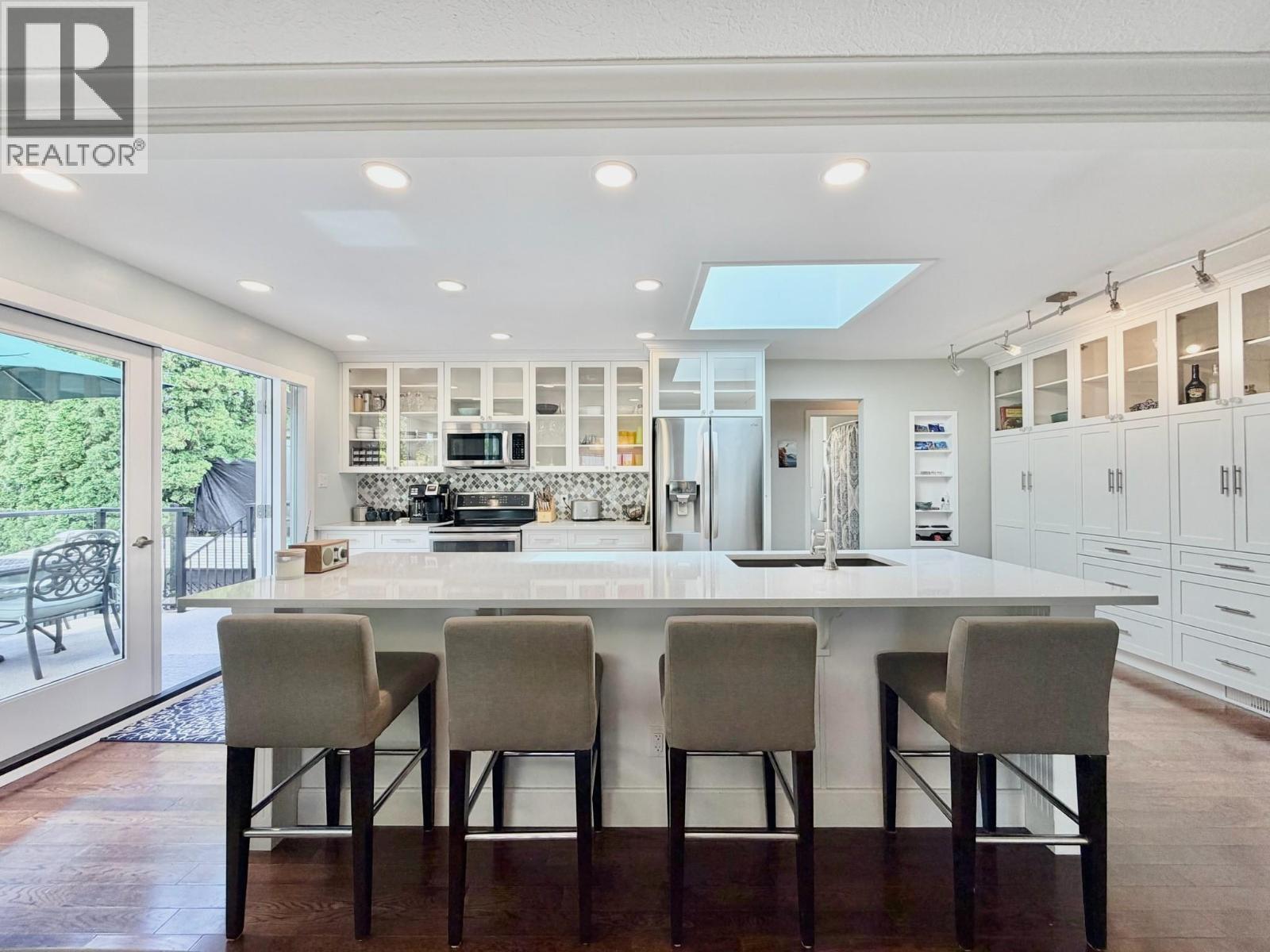 1347 NAISH Drive, Penticton