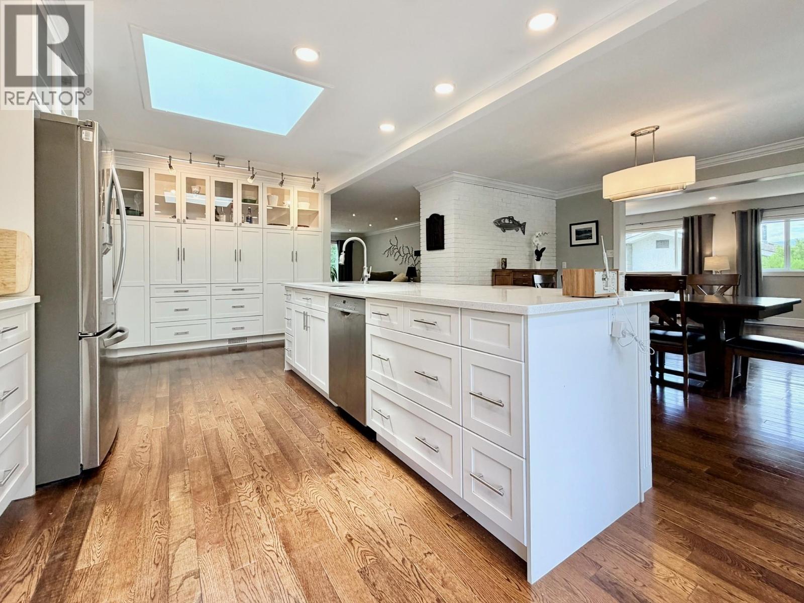 1347 NAISH Drive - 36