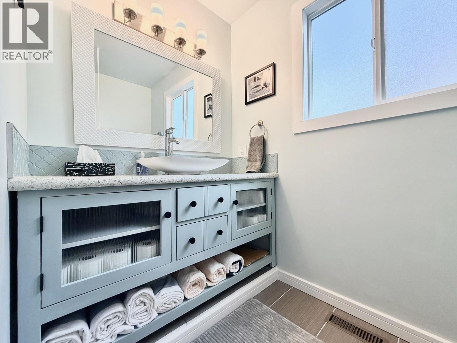 1347 NAISH Drive - 20