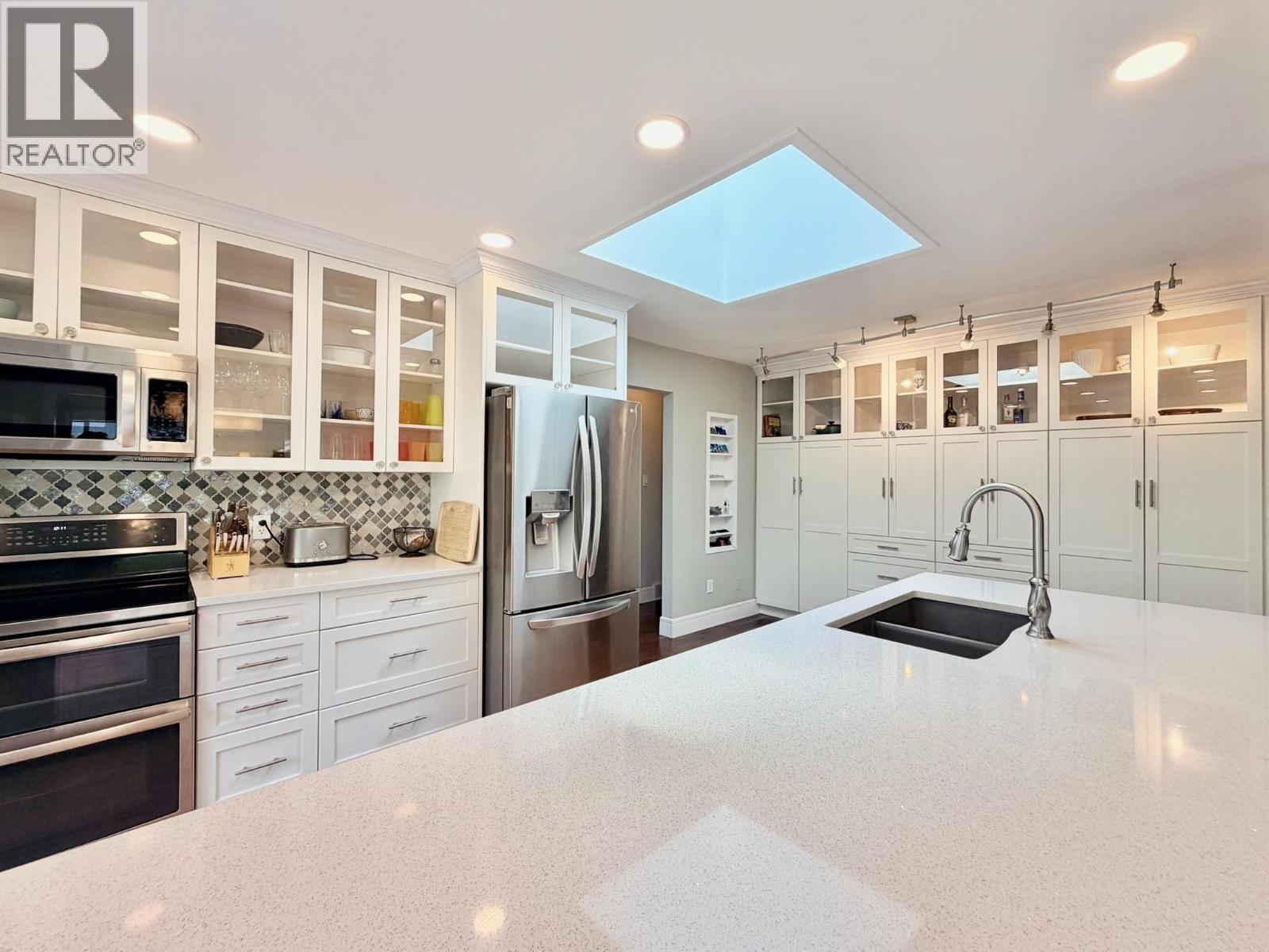 1347 NAISH Drive, Penticton