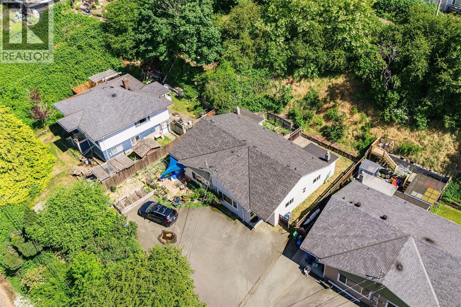 388 Pine St - 35