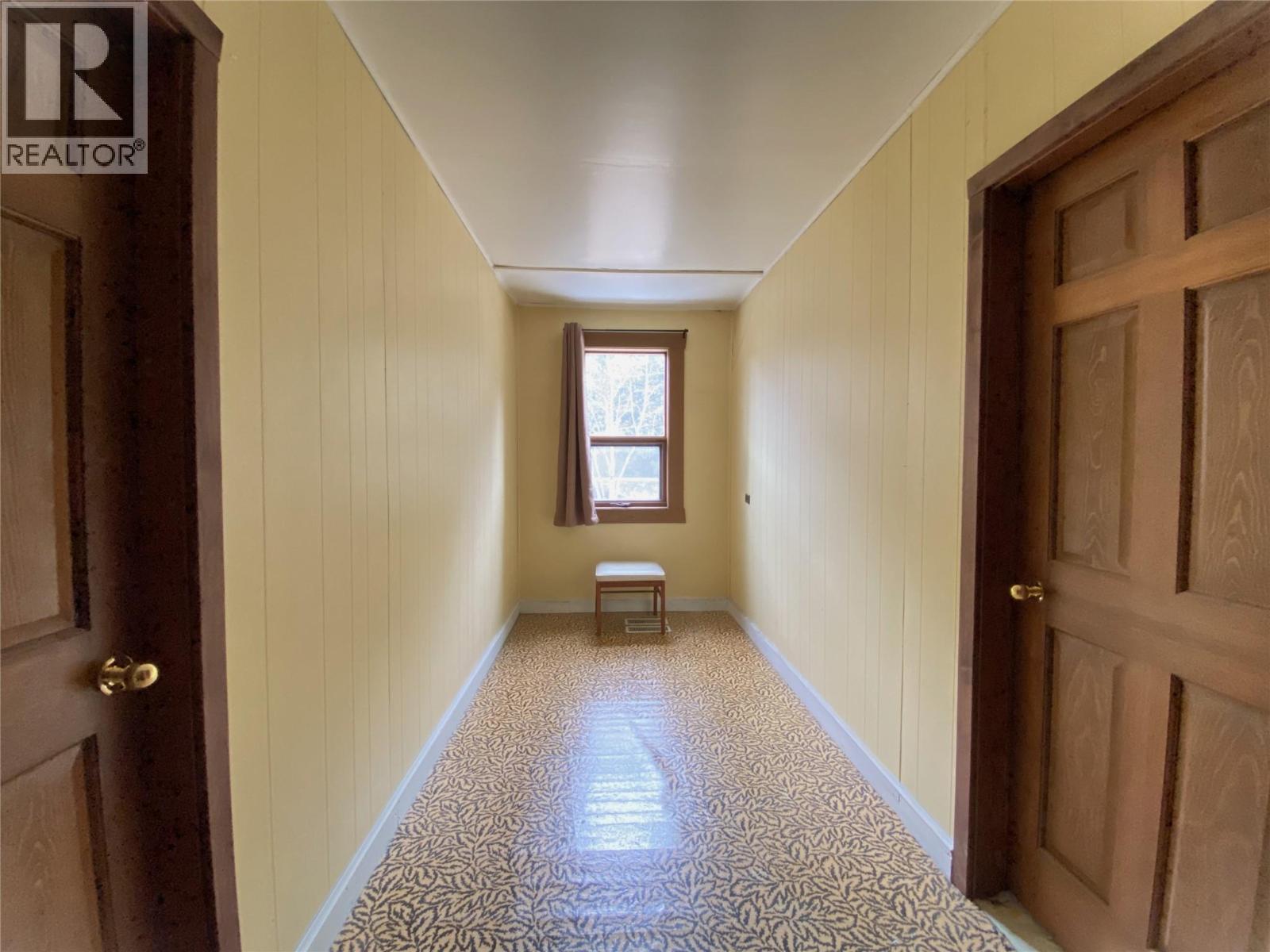 1403 Notch Hill Road - 90