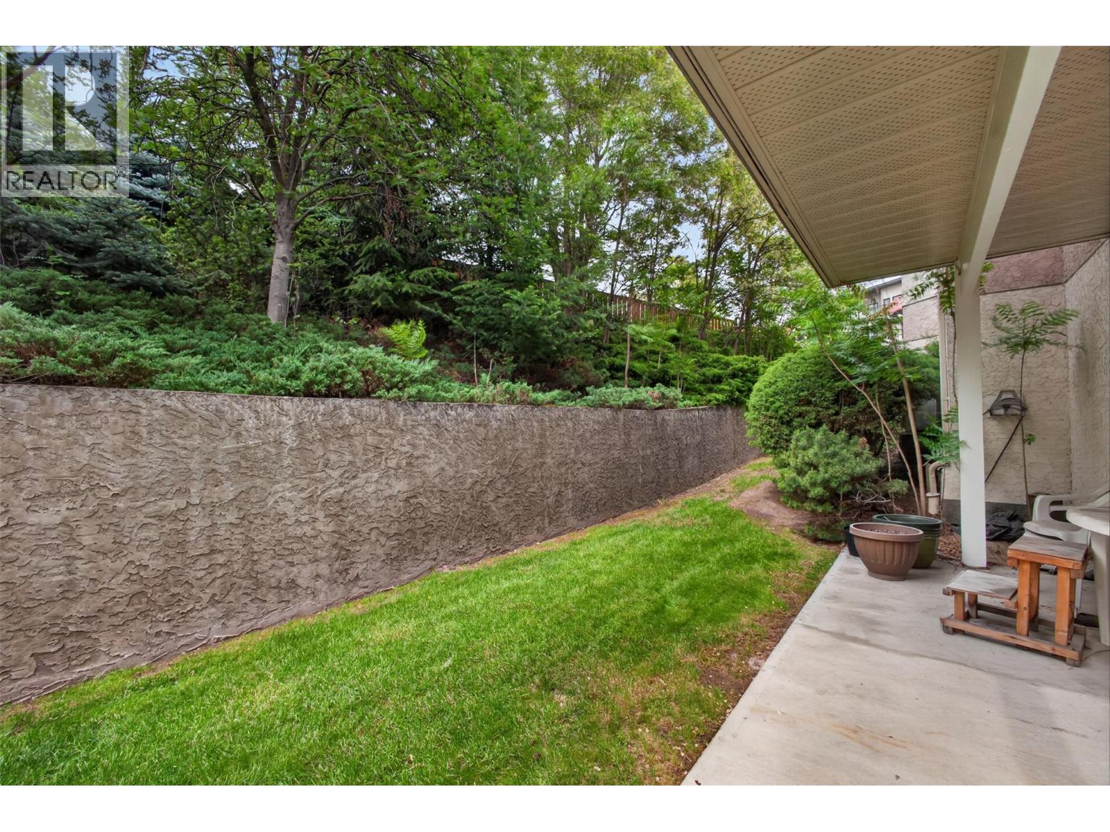 #306 1534 Lawrence Avenue - 26