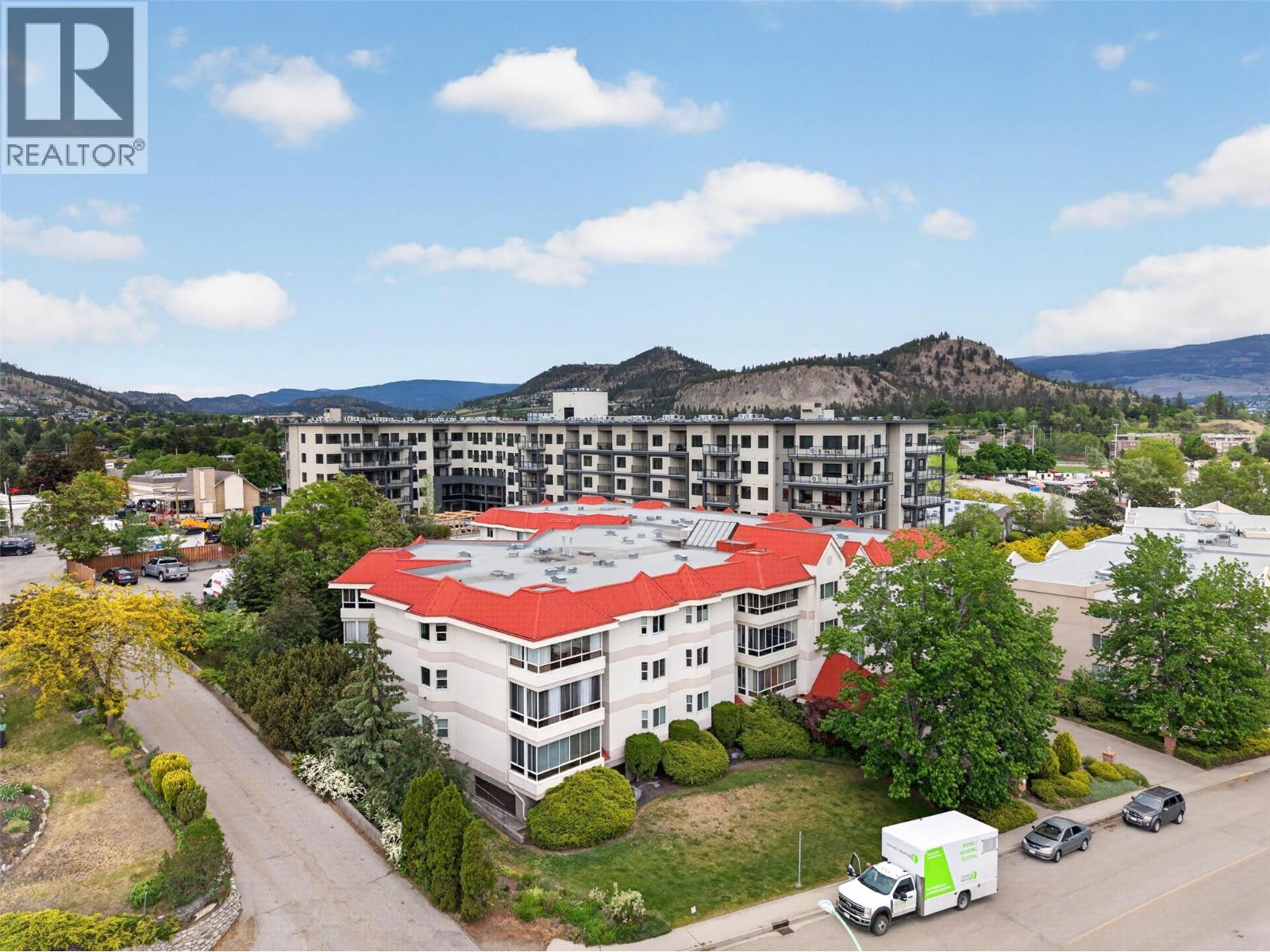 306 1534 Lawrence Avenue, Kelowna