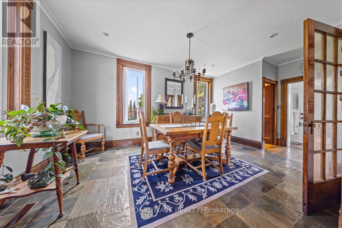 119 OAKEL STREET - 12