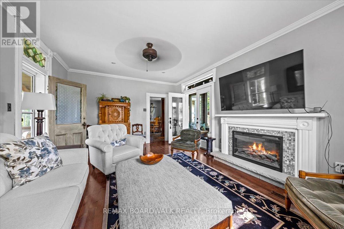 119 OAKEL STREET - 16