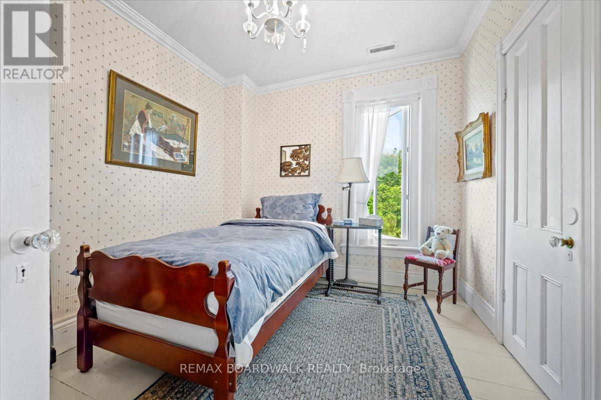 119 OAKEL STREET - 25