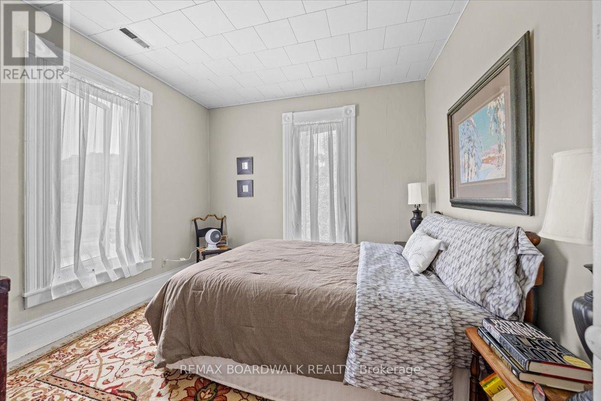 119 OAKEL STREET - 26