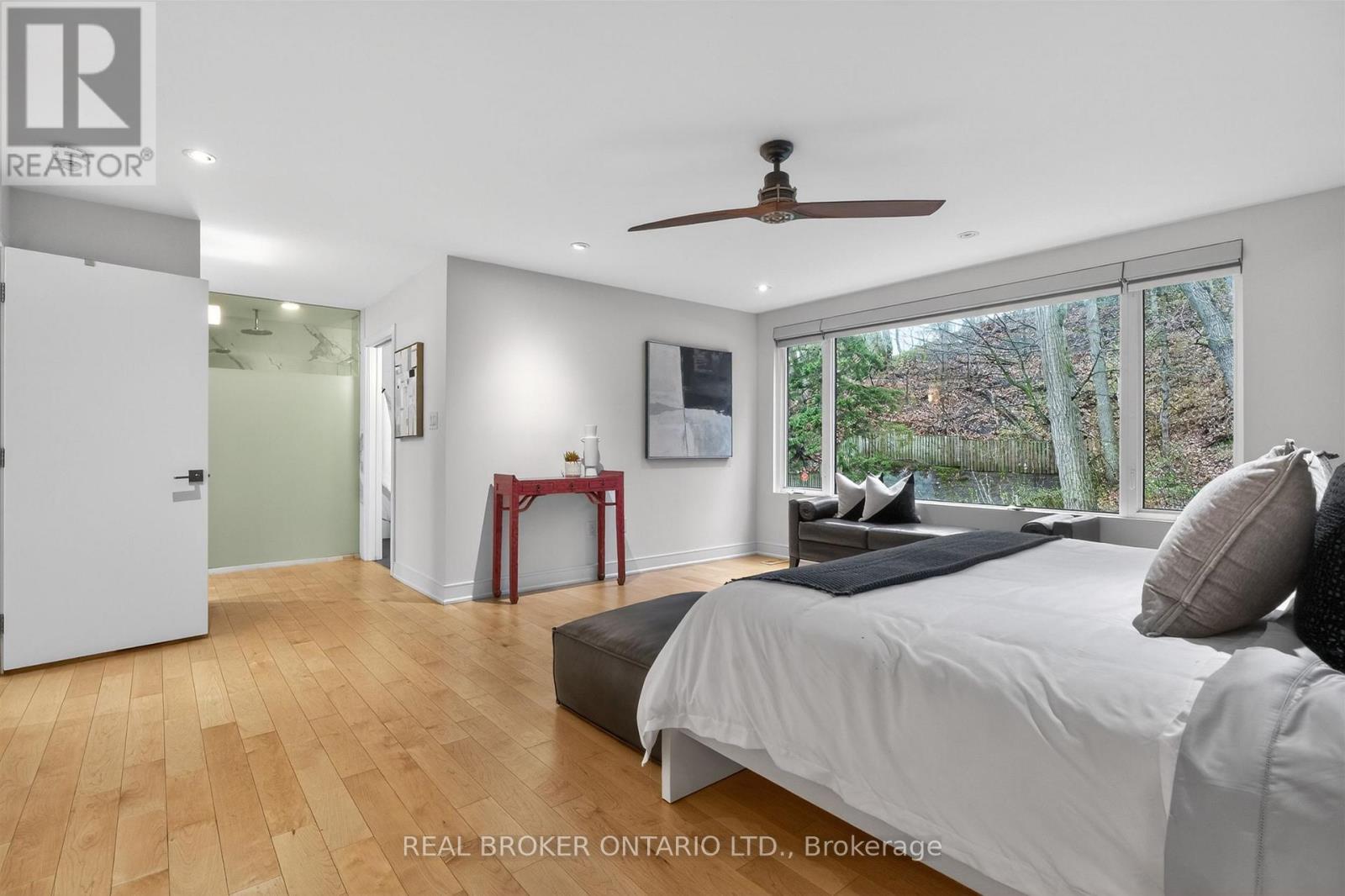 88 SOUTH KINGSWAY WAY - 20