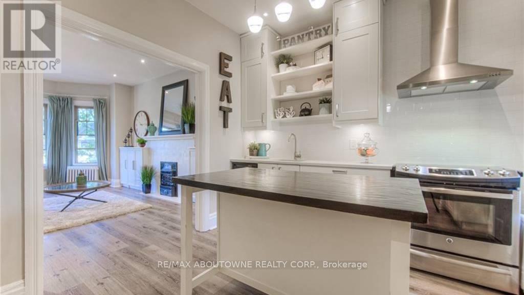 133 MARKLAND STREET - 8
