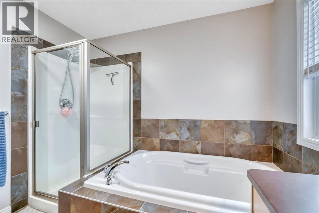 250 Prestwick Close SE - 25