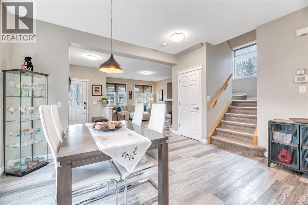 250 Prestwick Close SE - 13
