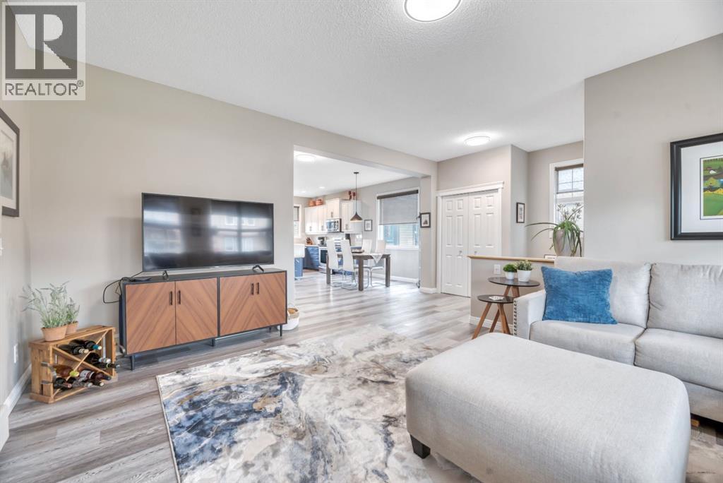 250 Prestwick Close SE - 9