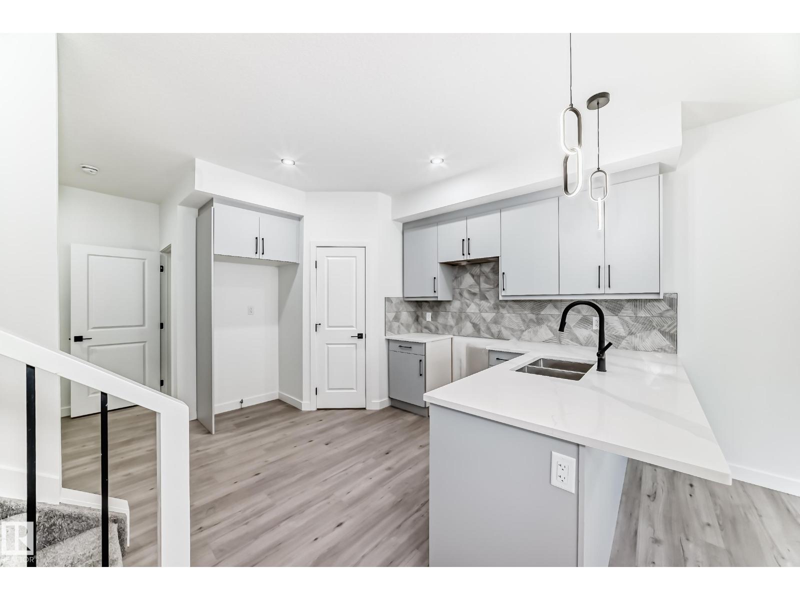 67 PATRIOT WY — photo 8