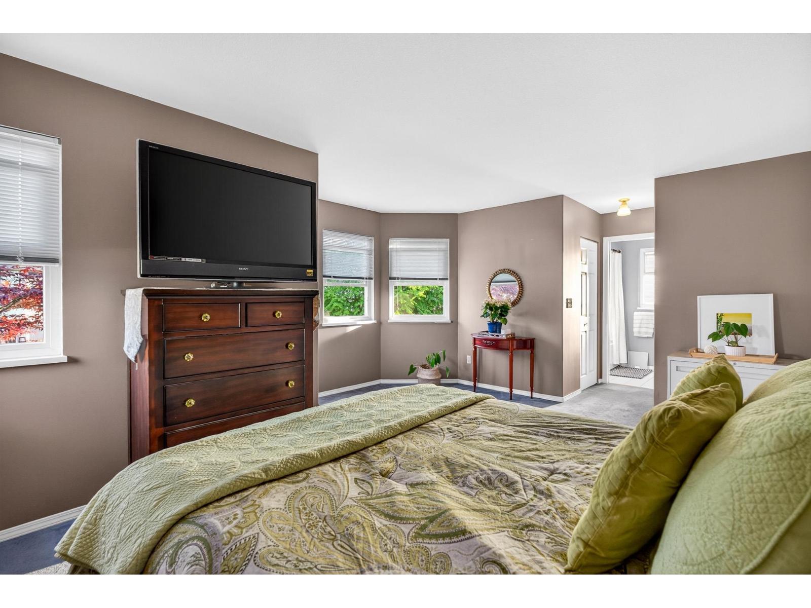 16296 87 AVENUE, Surrey