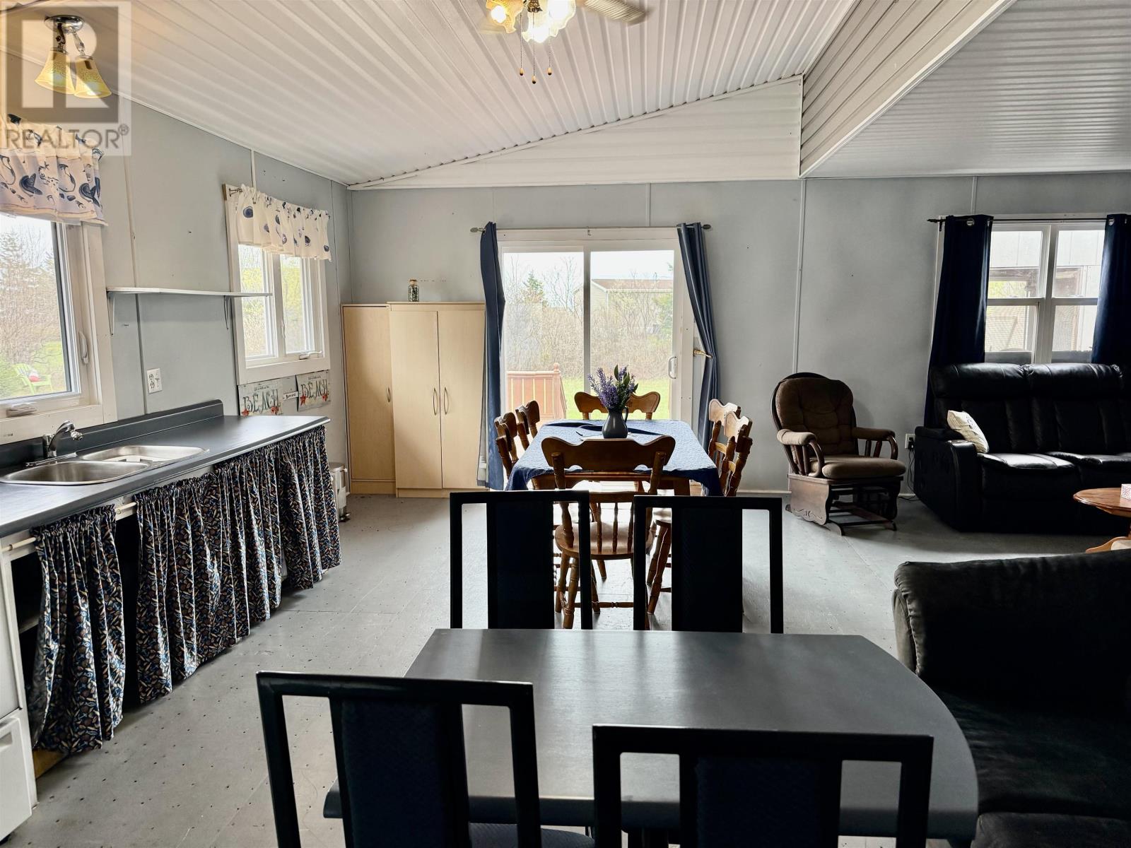 60 Isidore Lane - 6