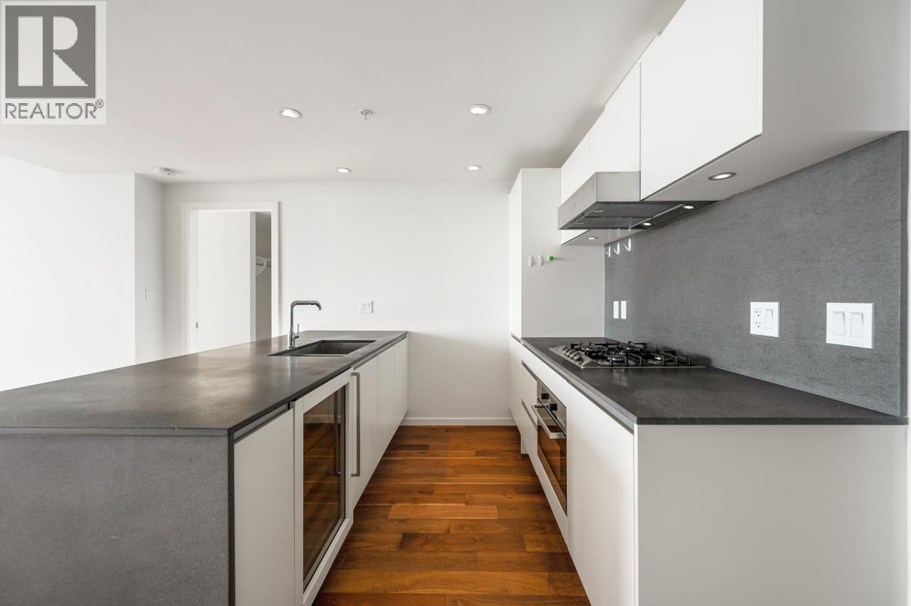 1705 8588 CORNISH Street - photo 2