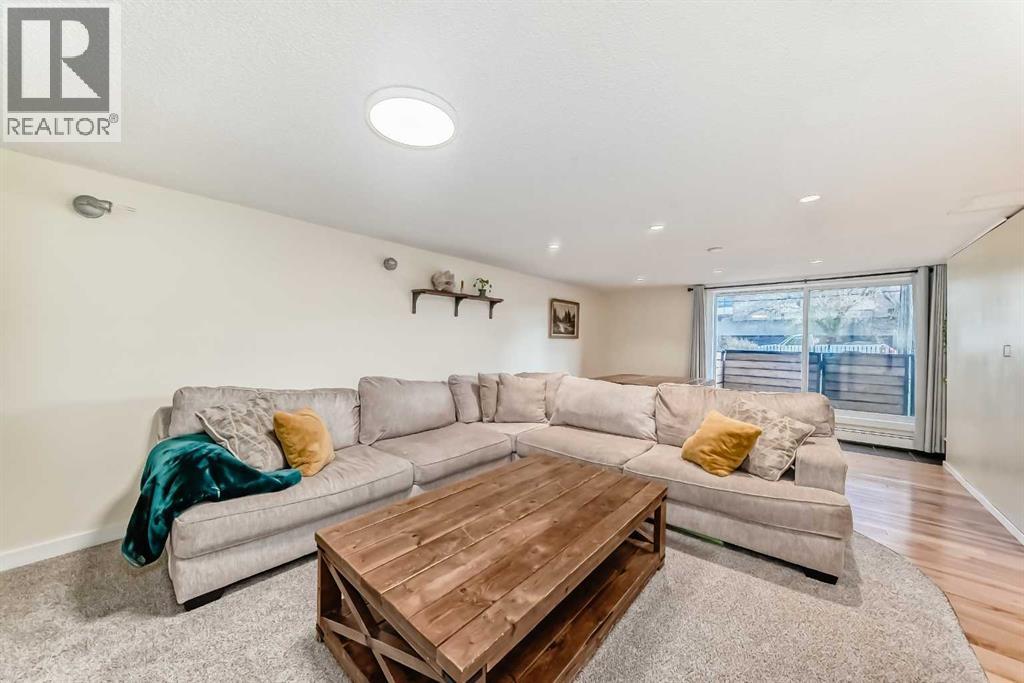 #101 128 15 Avenue SW - 18