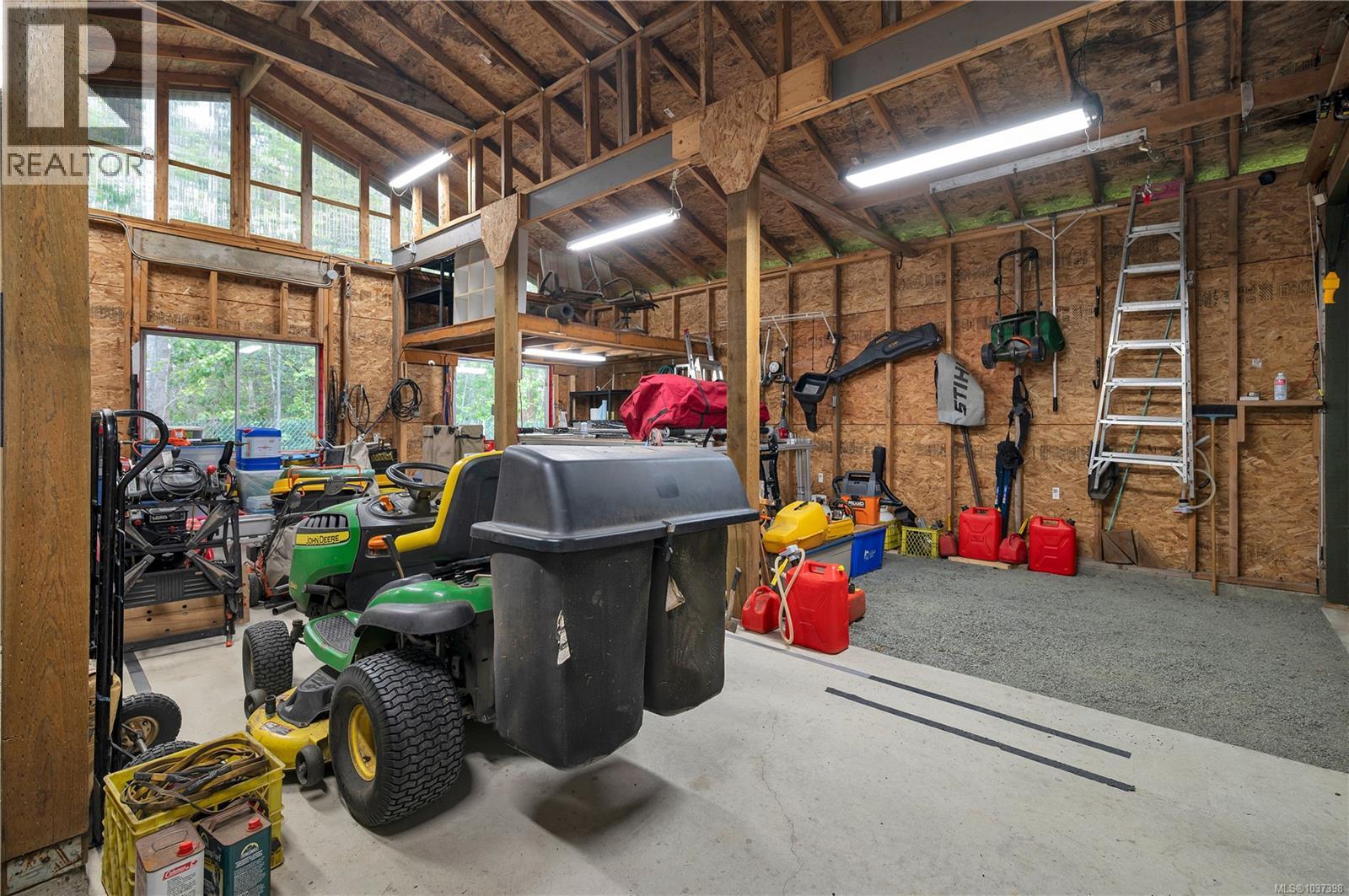 108 FRANZEN Rd - 25