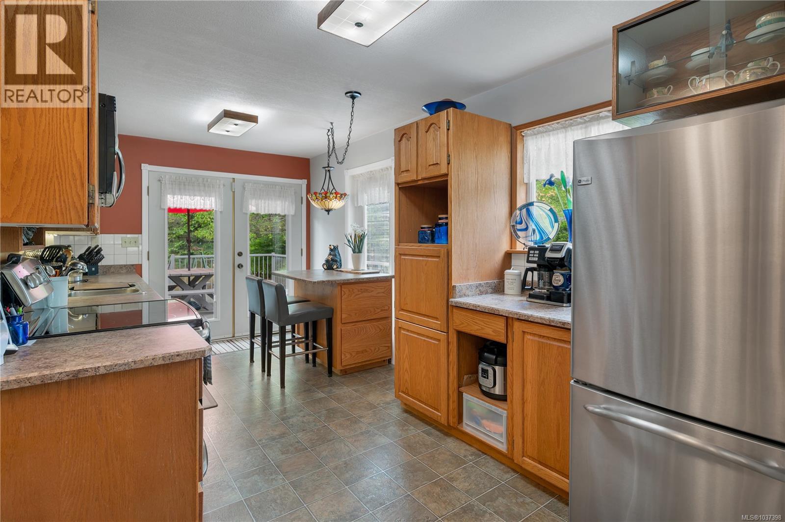 108 FRANZEN Rd - 6