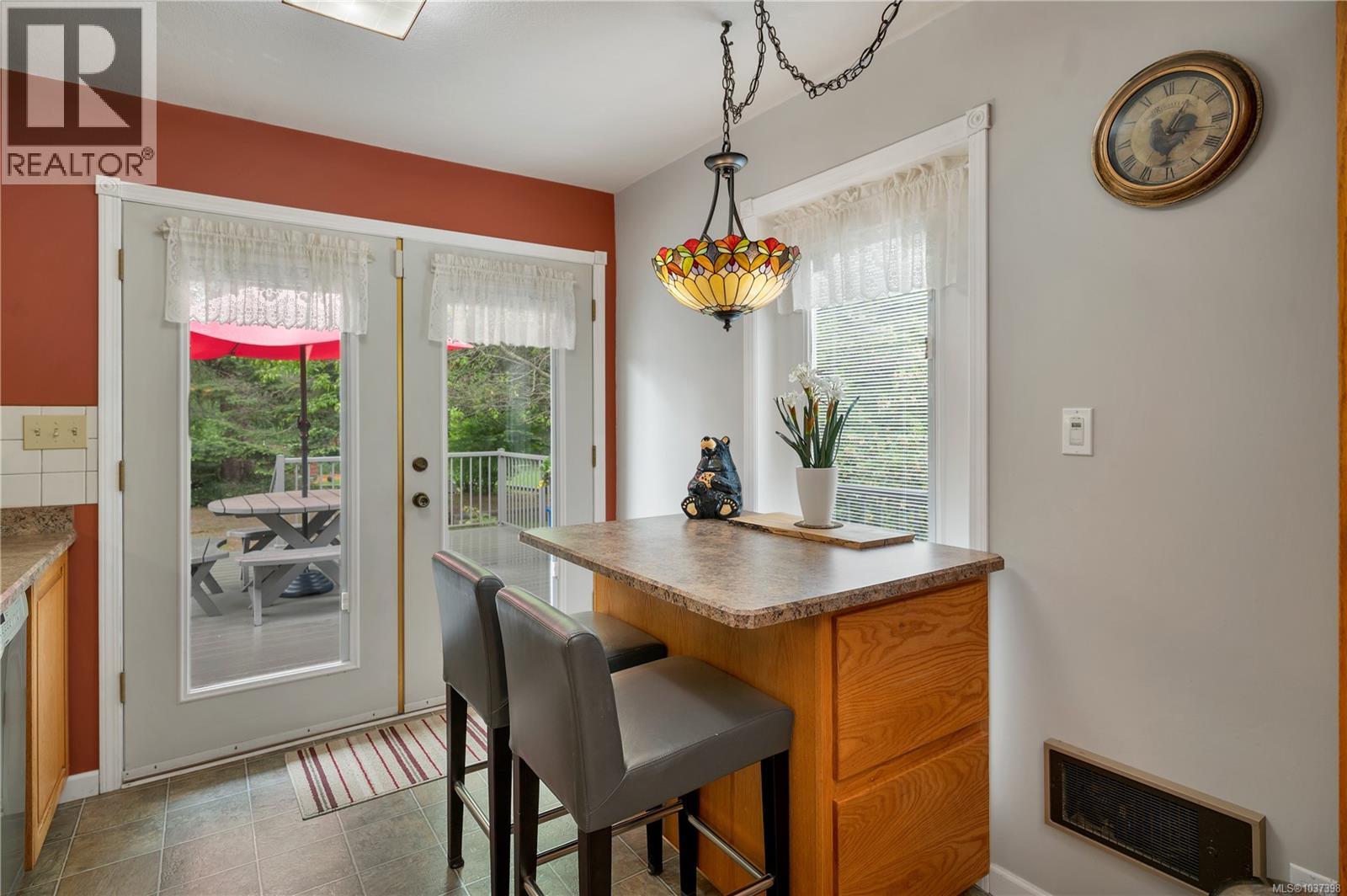 108 FRANZEN Rd - 8