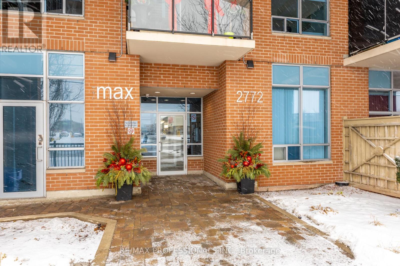 #1004 2772 KEELE STREET - 3