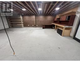 4 - 1228 Gorham Street, Newmarket, ON L3Y8Z1 Photo 16