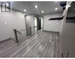 4 - 1228 Gorham Street, Newmarket, ON L3Y8Z1 Photo 17