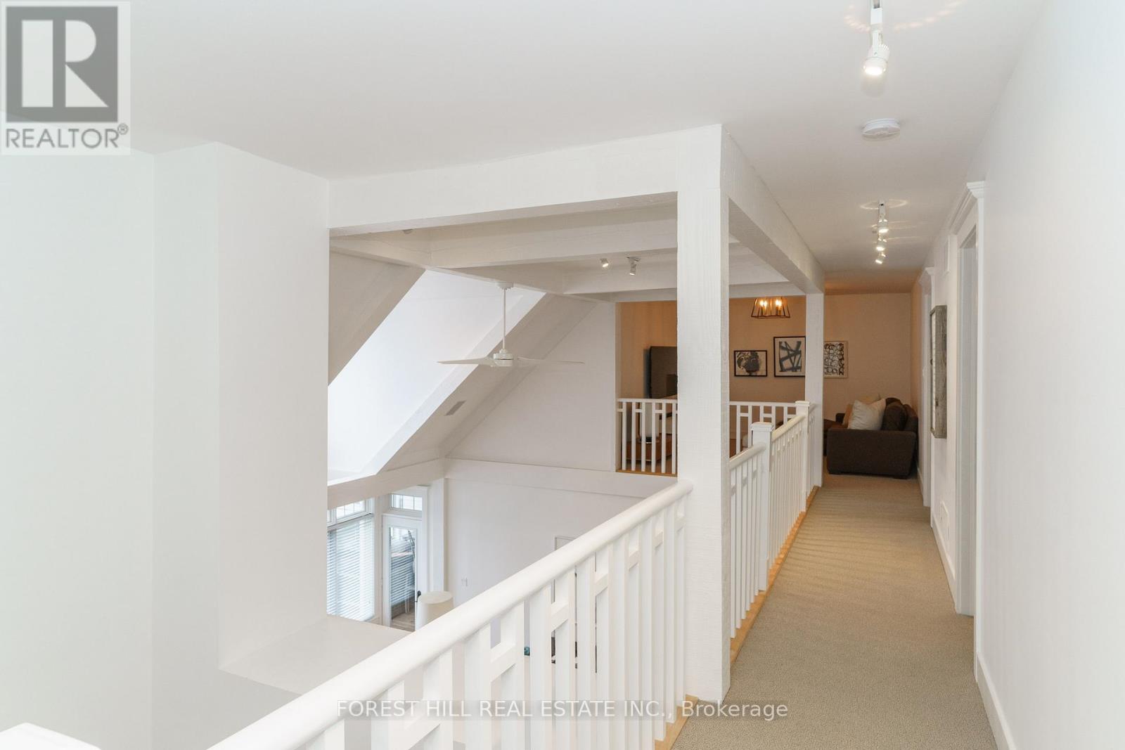 #2 1131 ELGIN HOUSE ROAD - 11