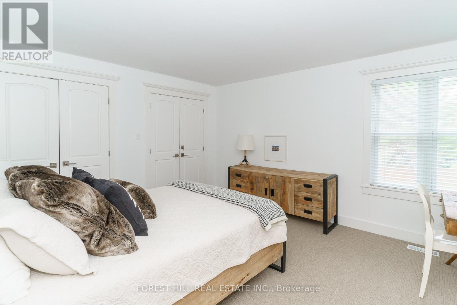 #2 1131 ELGIN HOUSE ROAD - 12