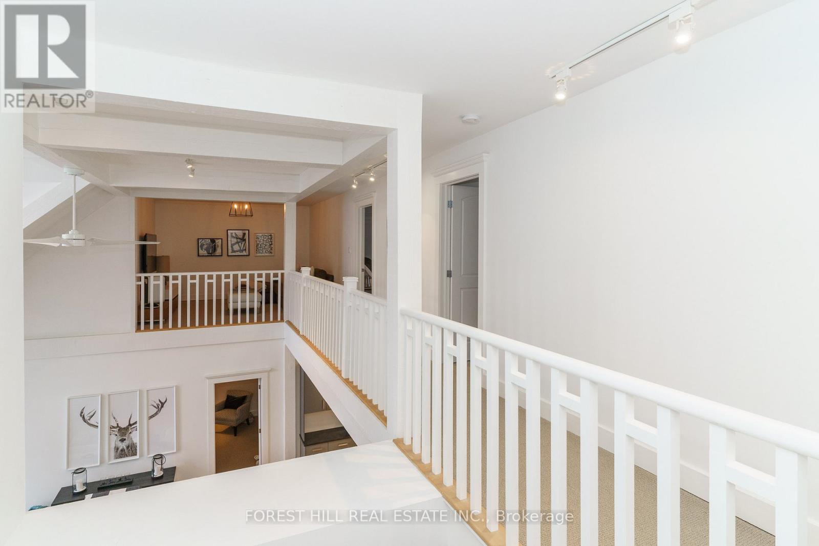 #2 1131 ELGIN HOUSE ROAD - 13