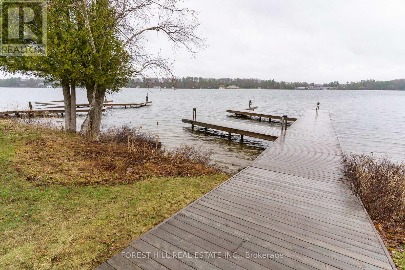 #2 1131 ELGIN HOUSE ROAD - 16