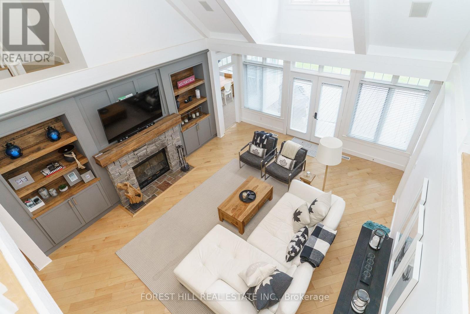 #2 1131 ELGIN HOUSE ROAD - 2