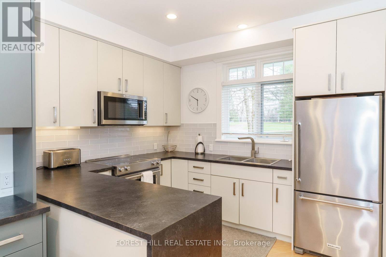 #2 1131 ELGIN HOUSE ROAD - 6