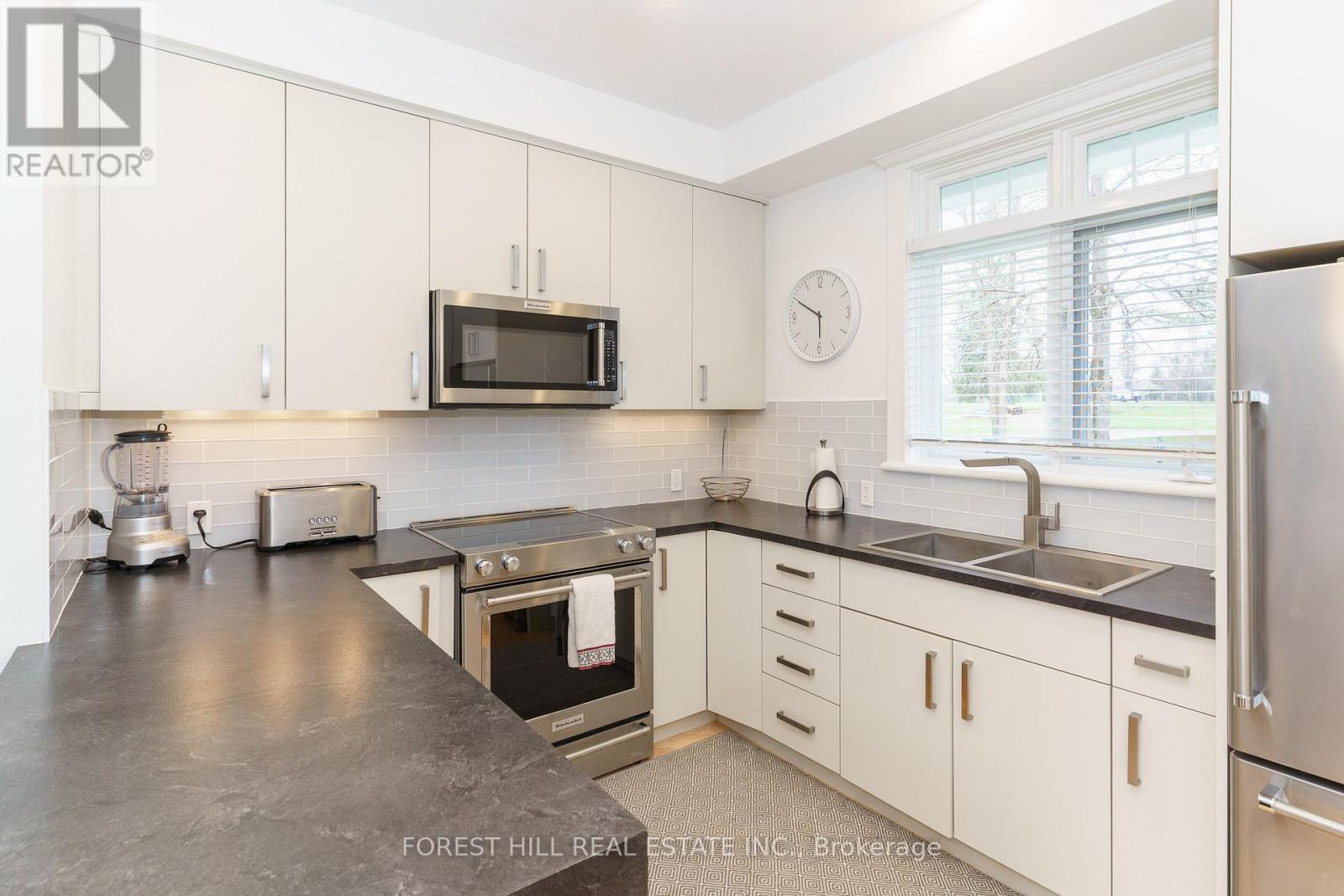 #2 1131 ELGIN HOUSE ROAD - 7