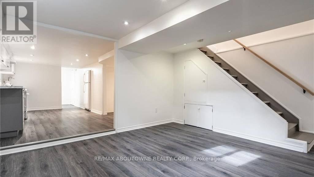 43 CROOKS STREET - 17