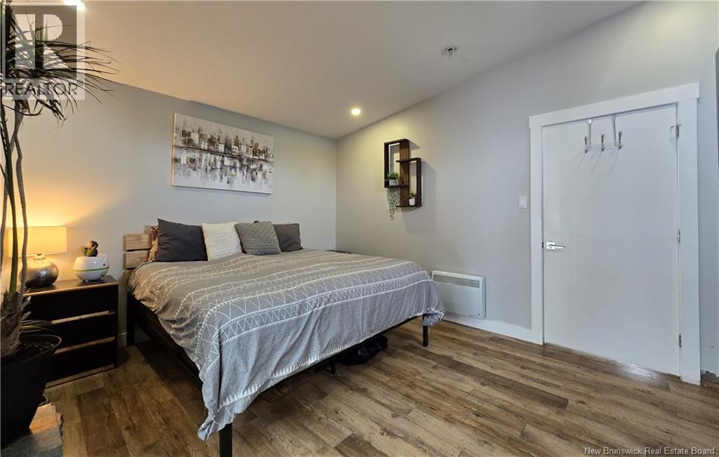 212 2ieme rue - 12