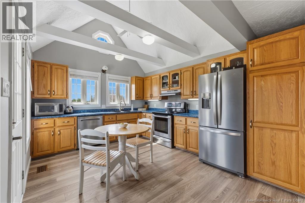 12 Thaddee Street - 15